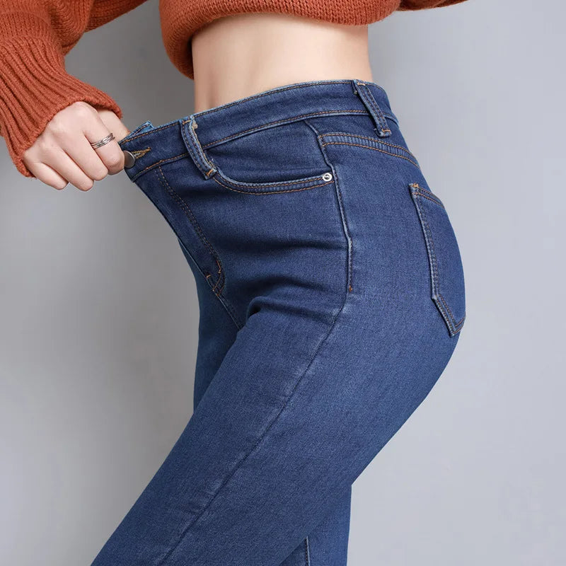 Women Thermal Jeans Winter Snow Warm Plush Stretch Jeans Lady Skinny Thicken Fleece Students Pants Female Retro Blue Trousers