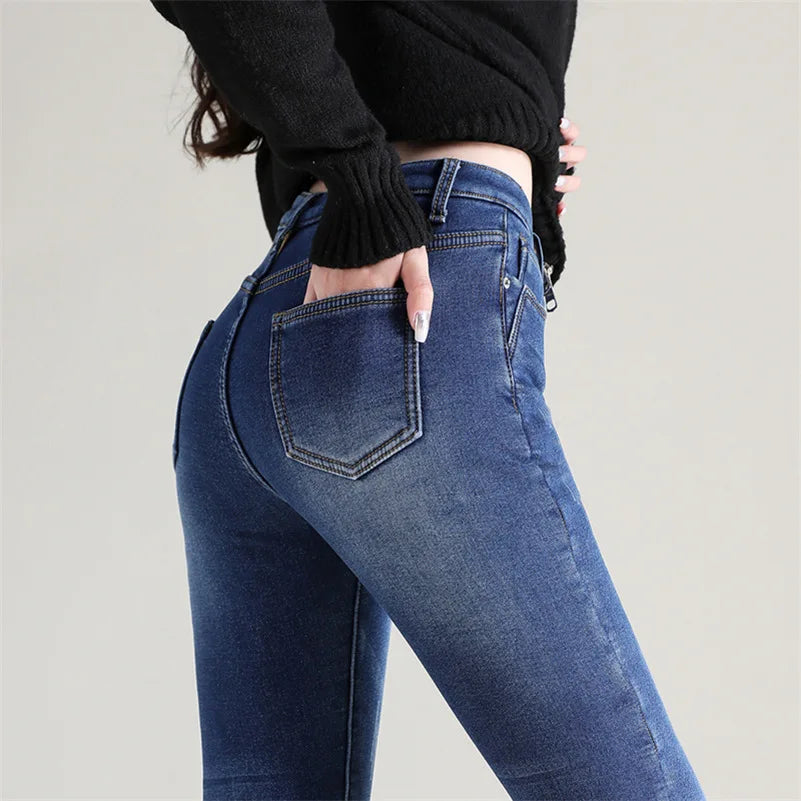 Women Thermal Jeans Winter Snow Warm Plush Stretch Jeans Lady Skinny Thicken Fleece Students Pants Female Retro Blue Trousers